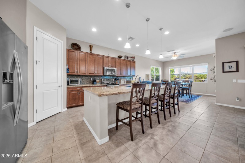 9364 W Cashman Dr-13