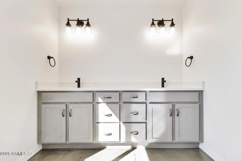 d0e3ed4940feeca33456930141531eef-uncropp