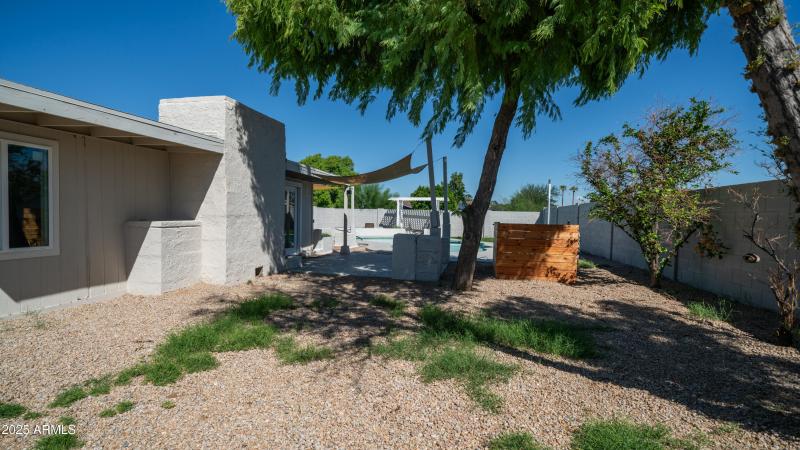 19251 N 17th Dr Exterior Photos-8