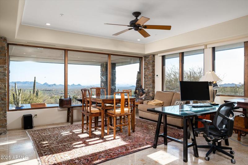 36-11070ERollingRockDr-36