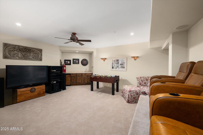 27-11070ERollingRockDr-27