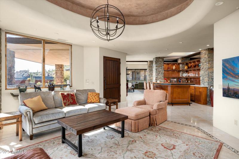 08-11070ERollingRockDr-8