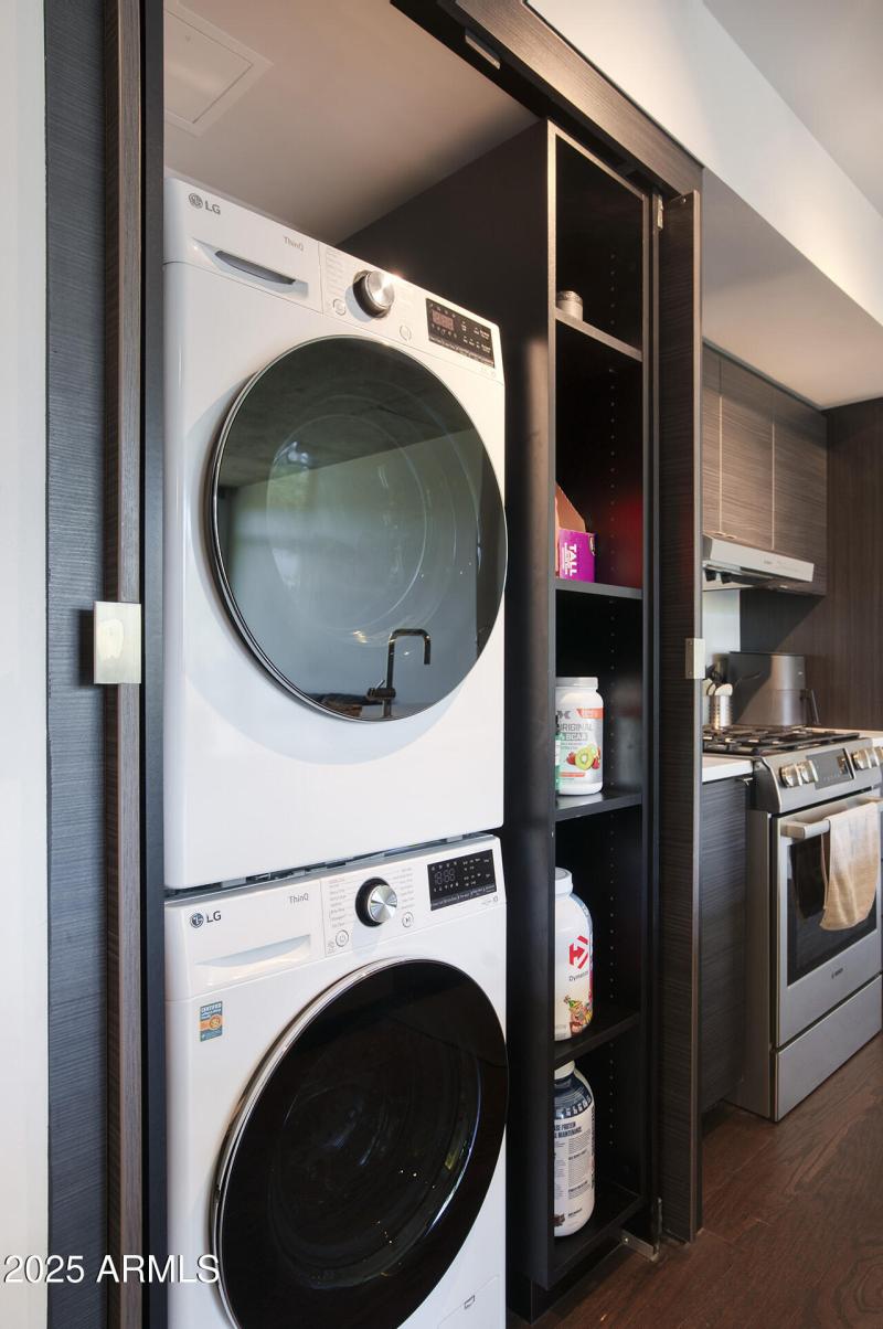 100 W PORTLAND ST 404