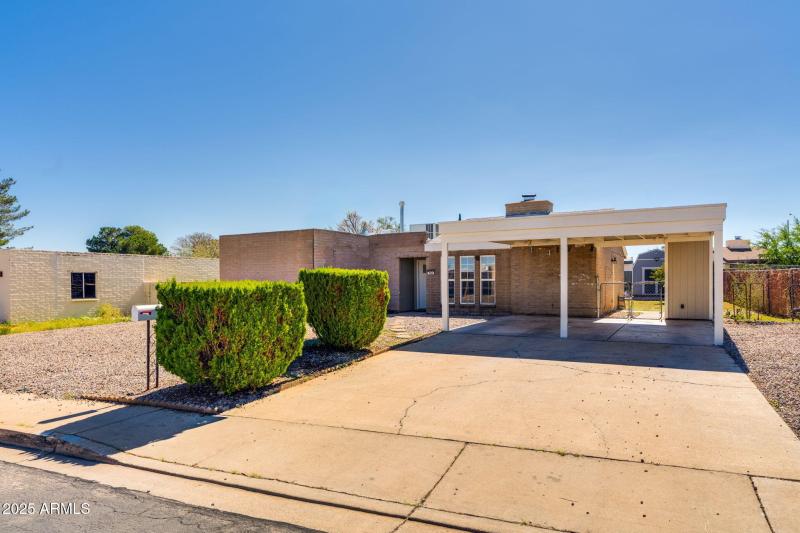 3-web-or-mls-Highland Dr-3