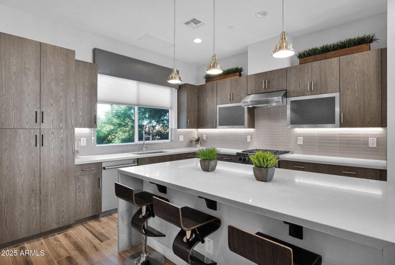 11-web-or-mls-P1048710