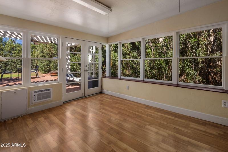 So much natural light!