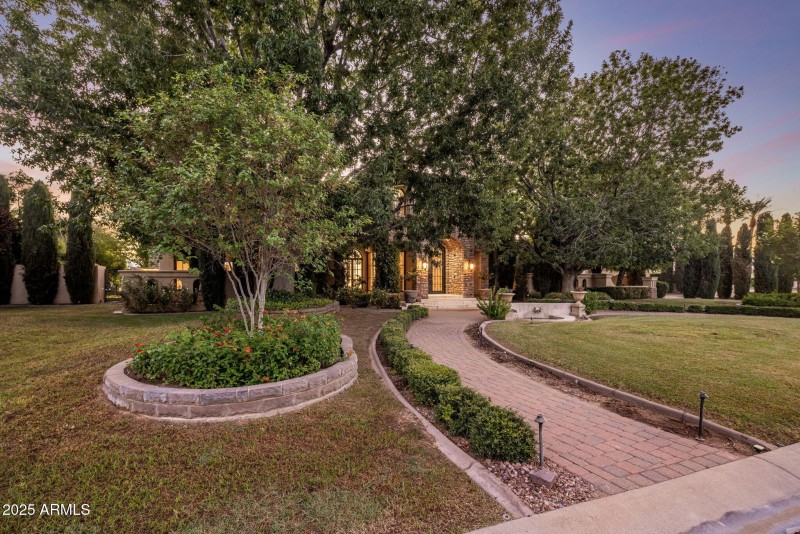 Timeless Architecture, Luxury Living