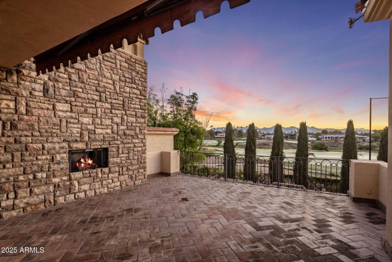 Guest & Game Room Balcony