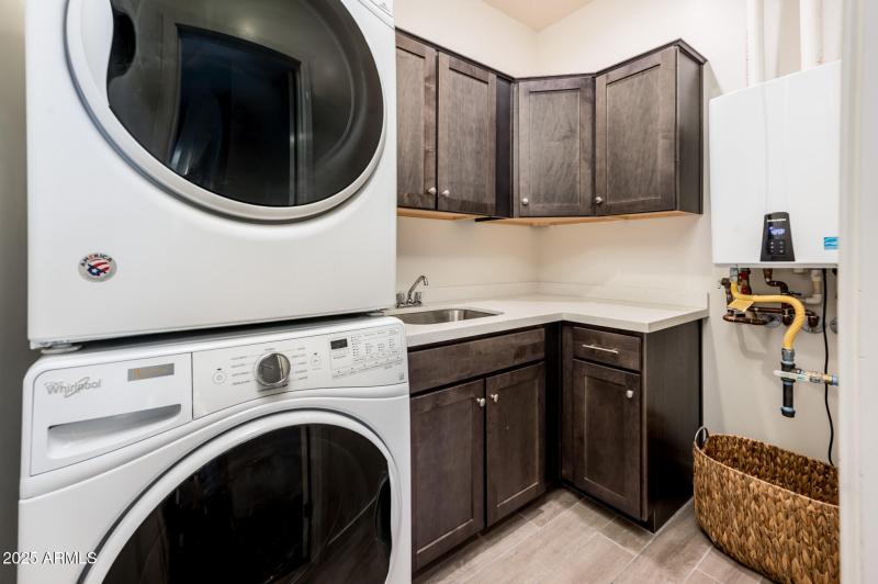 325 E Coronado Rd Unit 13 - MLS-31