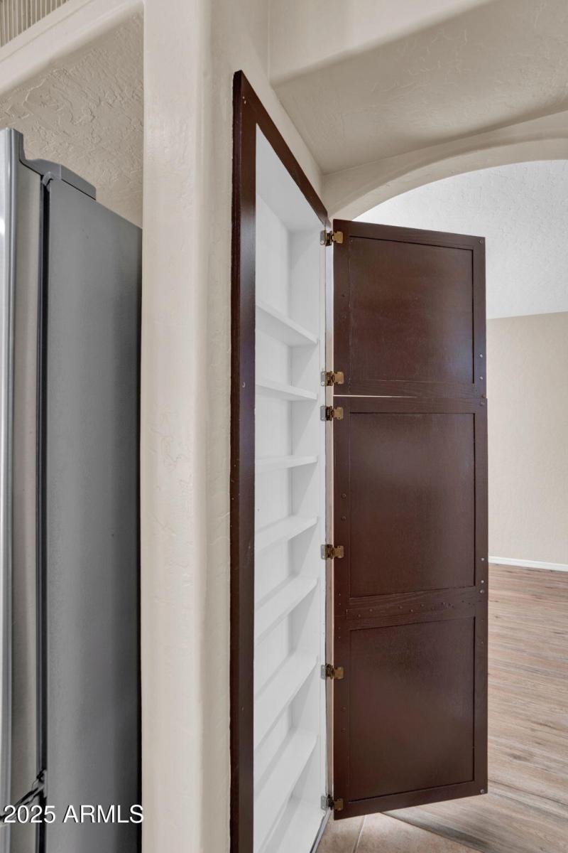 23-web-or-mls-12848 S 45th St - 25