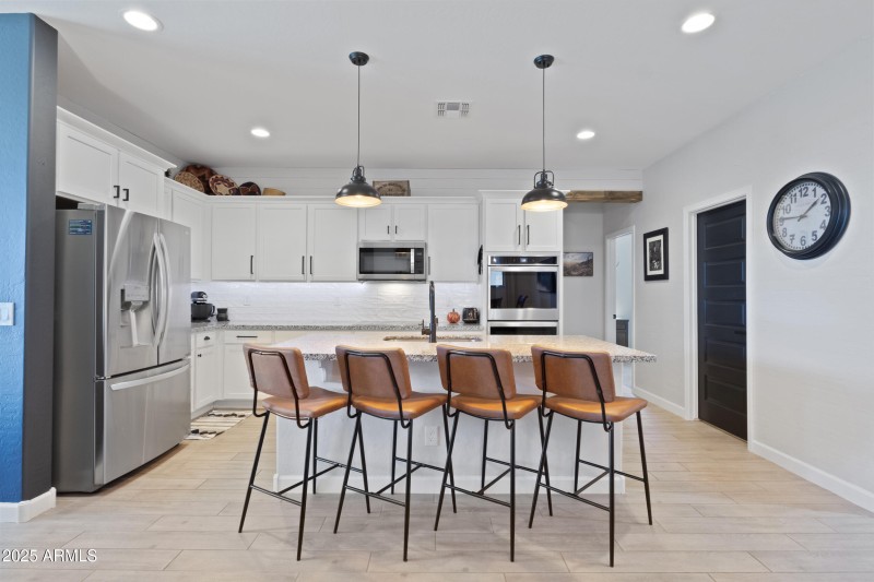 Eat in kitchen with island