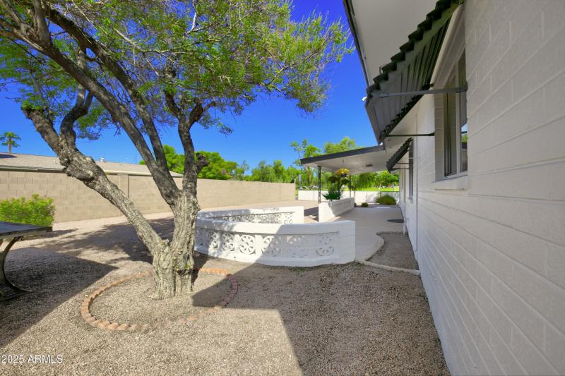 Entertainers backyard