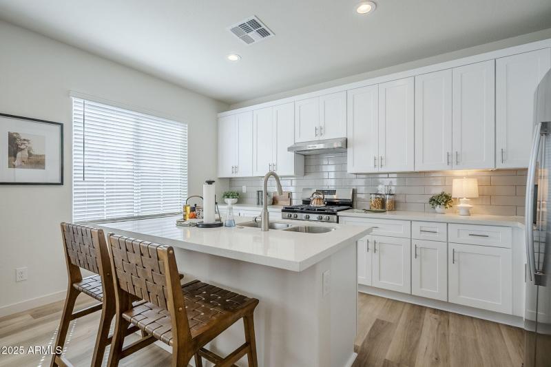 20-web-or-mls-Vine-20