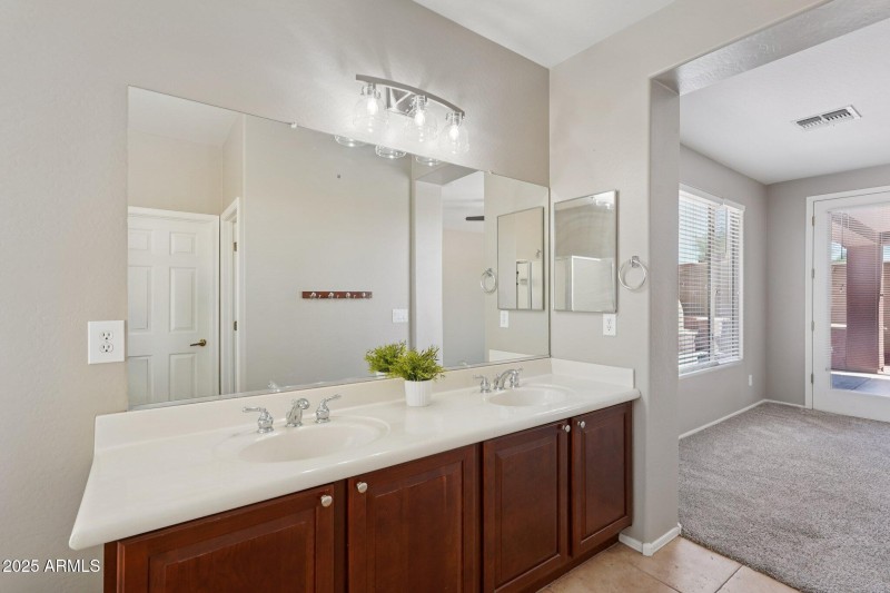 26-web-or-mls-W Clearview Trl-S0310-026