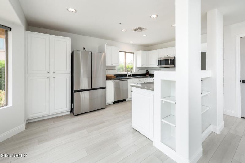 10219 E Le March Dr - MLS-17