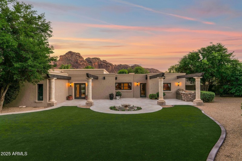 Back Exterior & Camelback