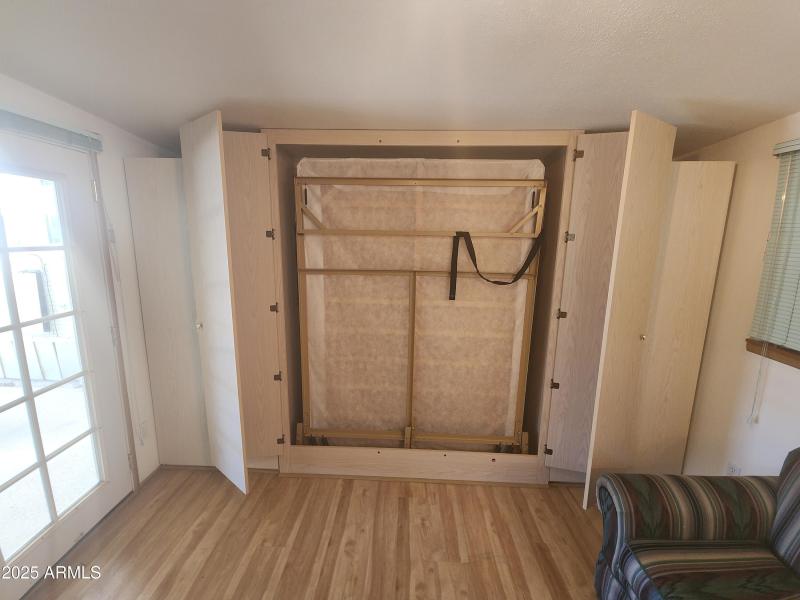 51 AZ room Murphey Bed in Wall Closet