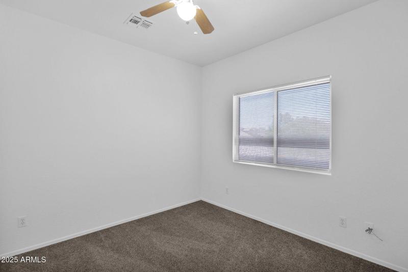 21-web-or-mls-P1315290