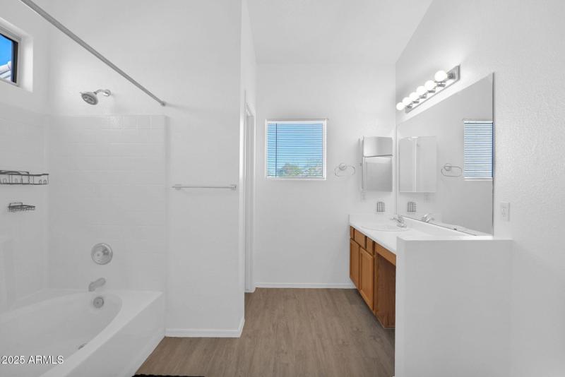 26-web-or-mls-P1315298