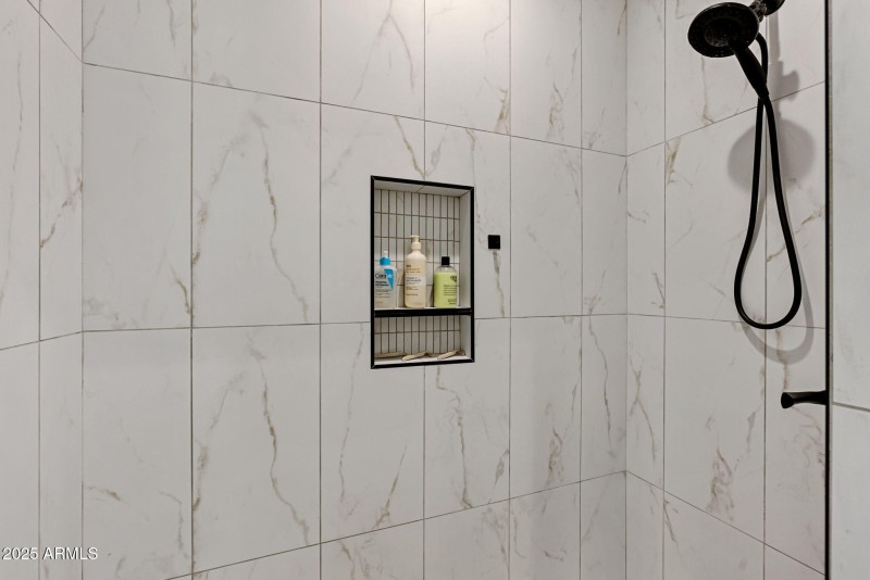 23-web-or-mls-14537-e-windstone-trail