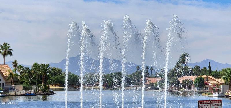 Garden Lakes close up water