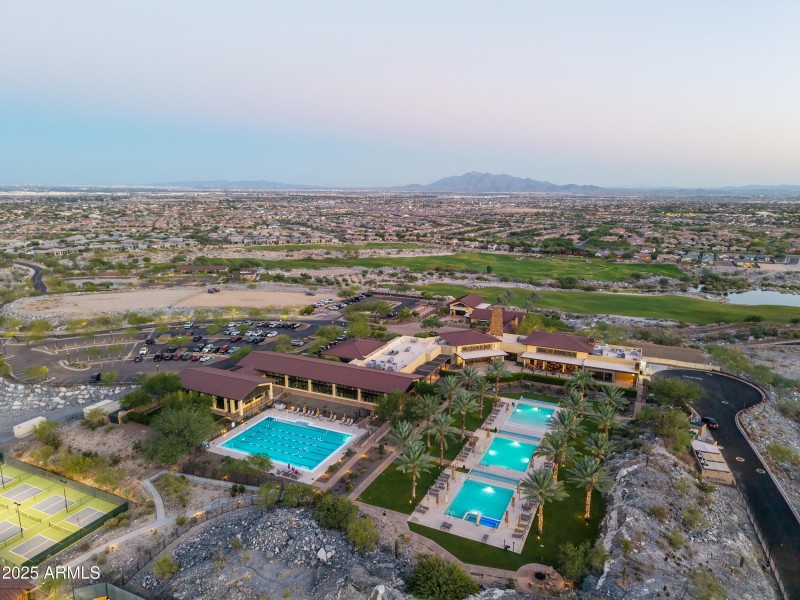 DJI_20251002182535_0292_D