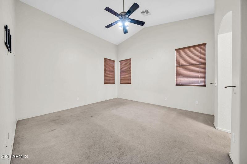 17018 W Tonbridge St-19