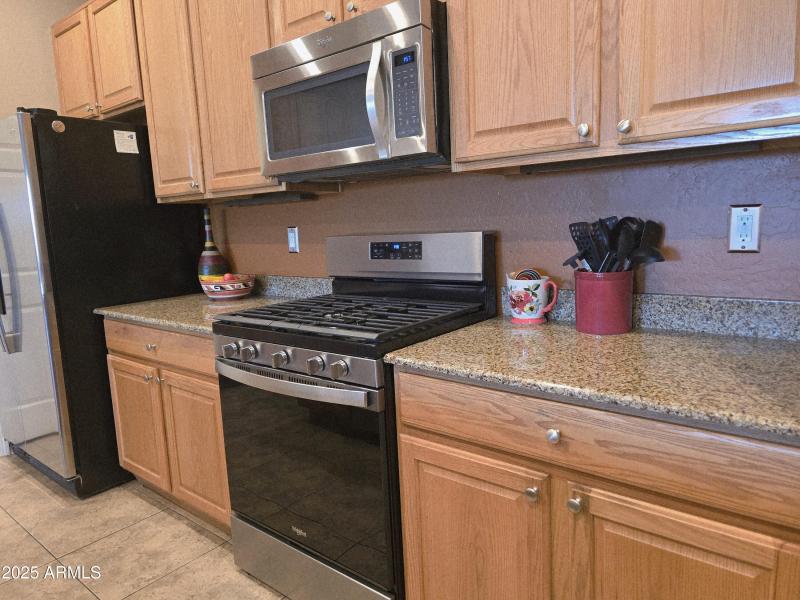 Refrigerator/Stove/Oven/Microwave