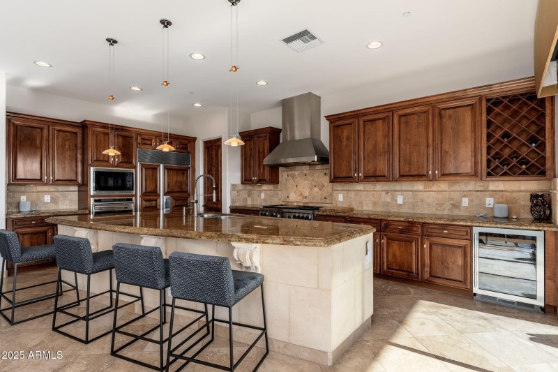 10826 N Skyline Dr - 14