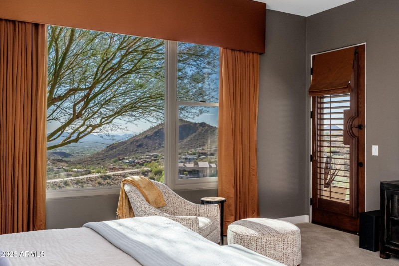 10826 N Skyline Dr - 21