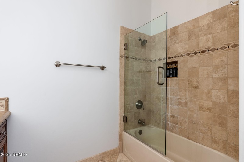 10826 N Skyline Dr - 31