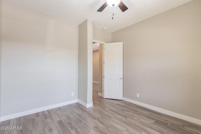 Guest sitting room or second office