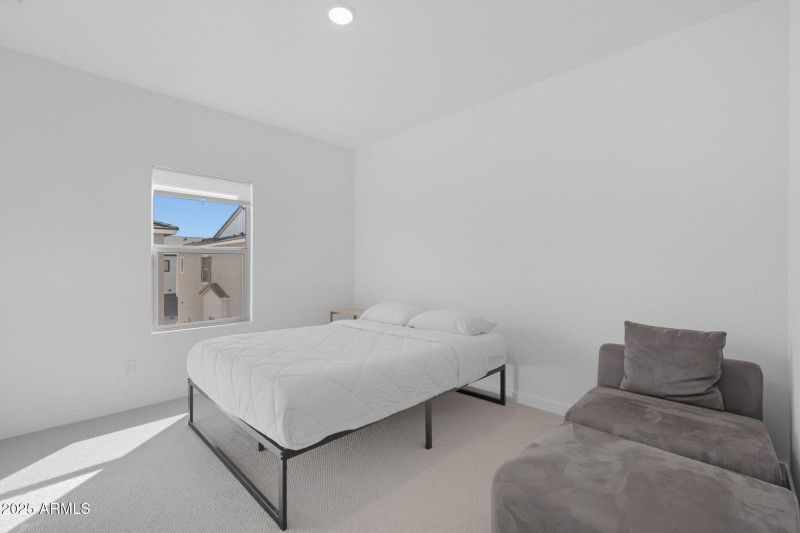 32-web-or-mls-Red-32