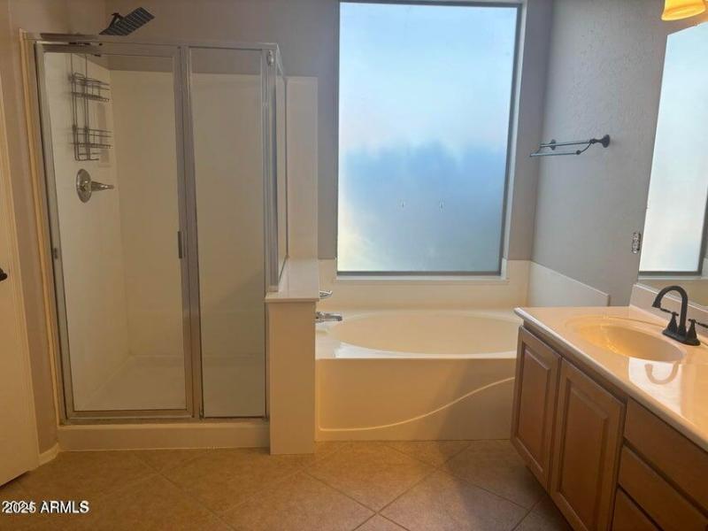 20240818051243487033000000-o