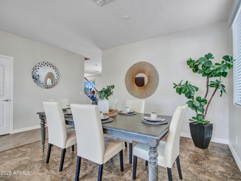 03-Living-Dining-room-(2)