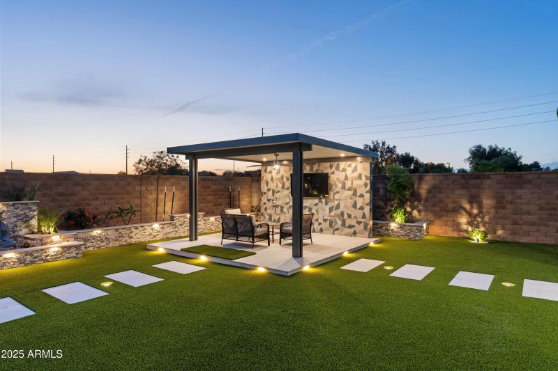 1747652045882_1747543784498dsc03885