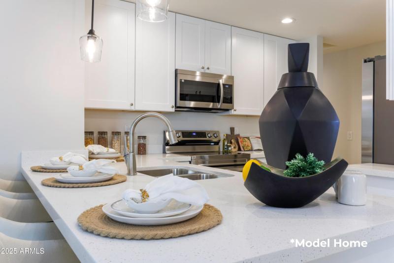 02. Kitchen - 11023 W Xavier Dr