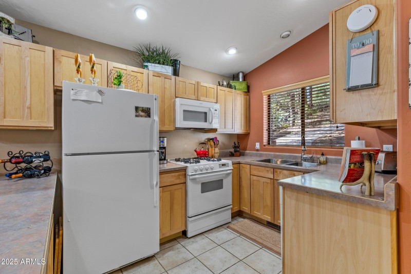 1265 E Cougar, Munds Park-9