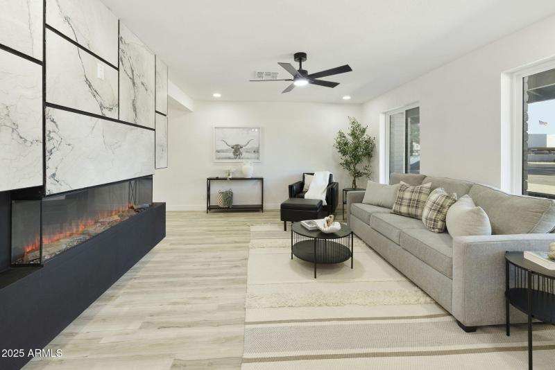 112-web-or-mls-_TM_1792