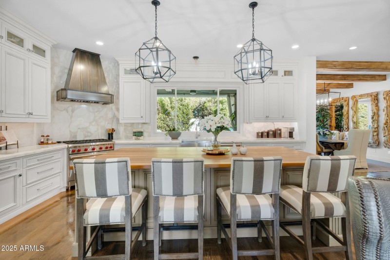 18-web-or-mls-North 39th-17