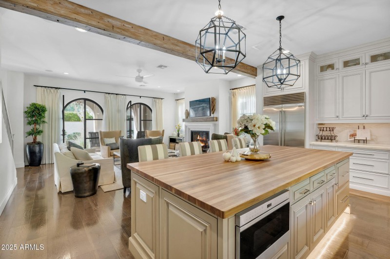 20-web-or-mls-North 39th-14