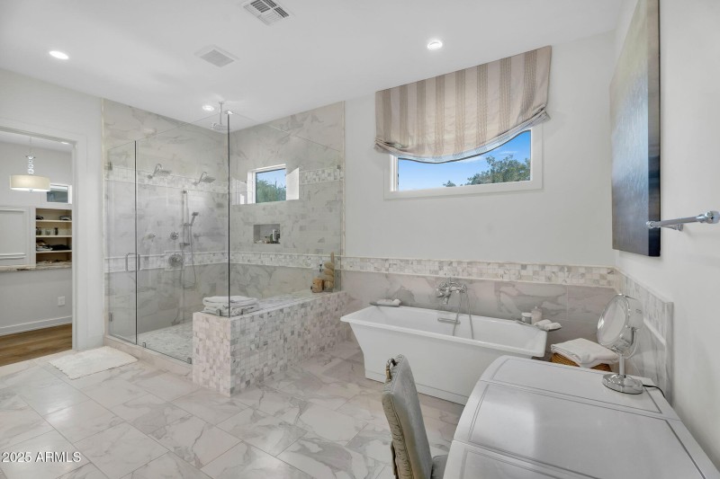 34-web-or-mls-North 39th-38