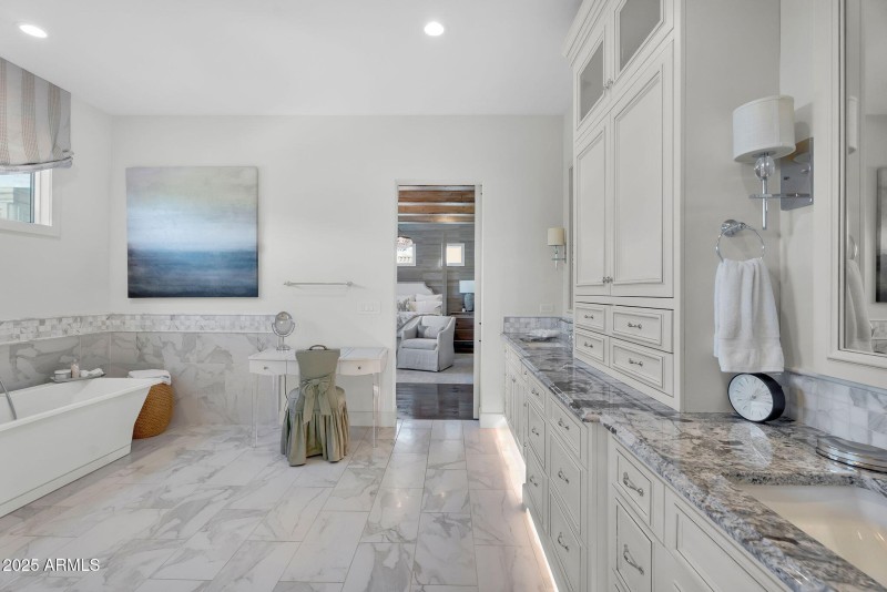 36-web-or-mls-North 39th-35