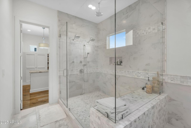 41-web-or-mls-North 39th-40