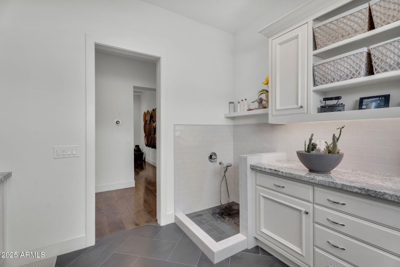 63-web-or-mls-North 39th-29