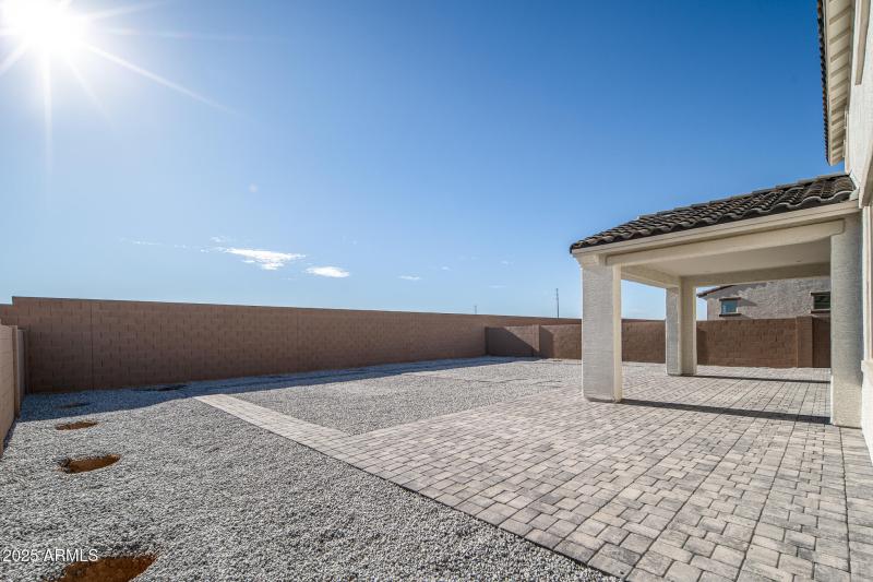 20251002_11988-N-169th-Ave_25