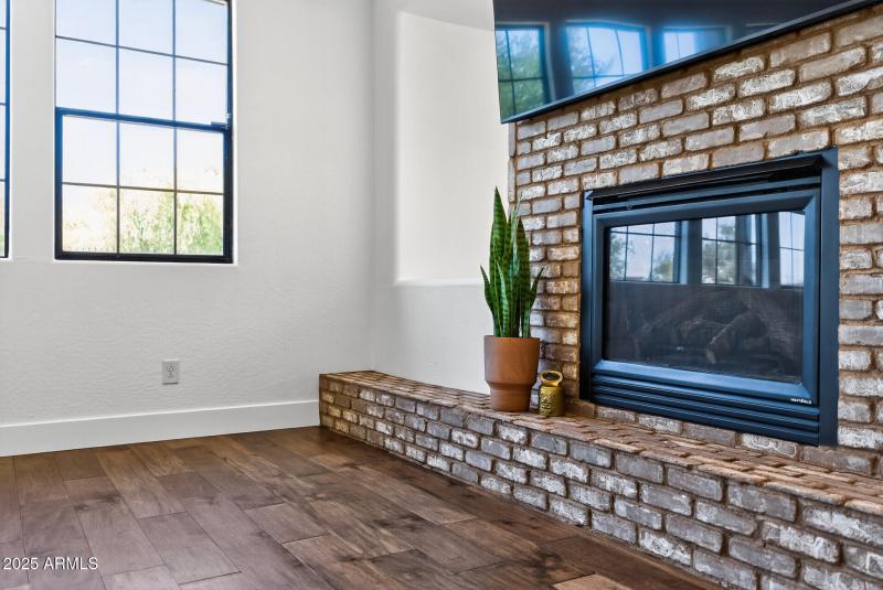 45_3428_N_Park_St45_mls