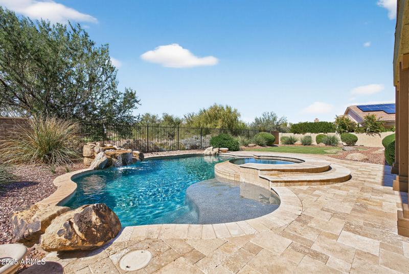 98_3428_N_Park_St98_mls