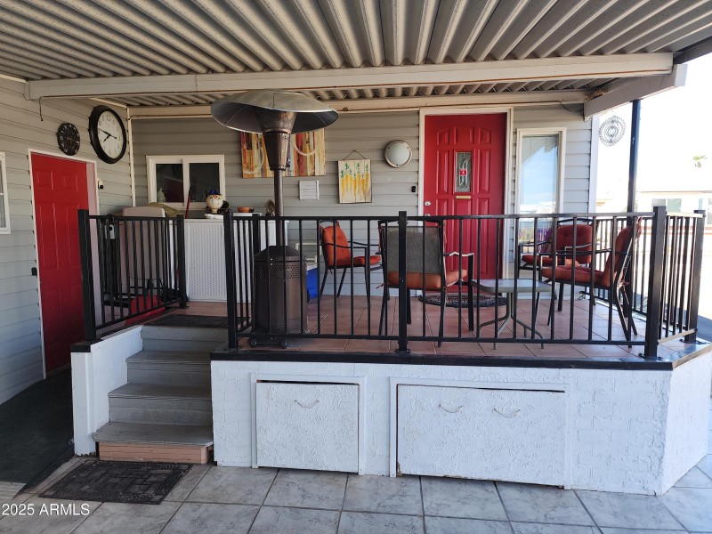 10. Entertainment porch.