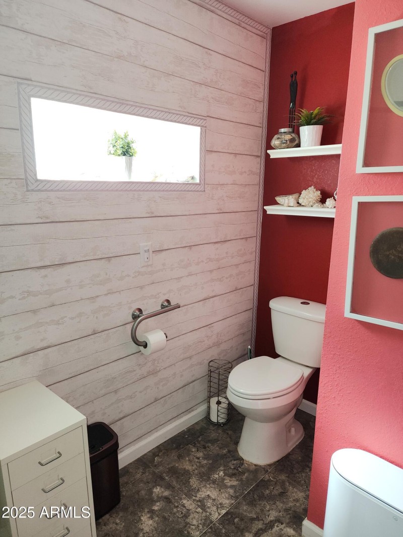 47.Toilet and stroage shelves